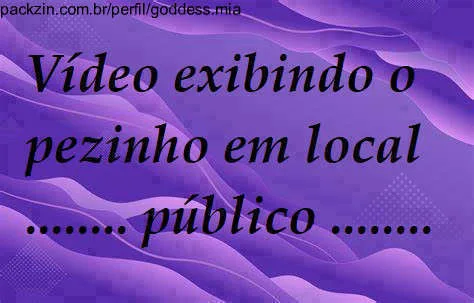 Imagem do pack Tirando o tênis e exibindo os pezinhos !! 😈👣❤️