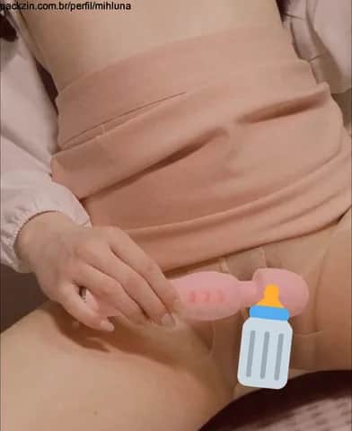 Imagem do pack brincando com vibrador rosinha 🎀