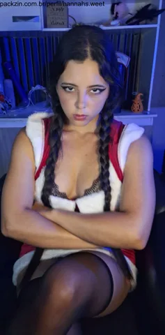 Imagem do pack Wandinha quer te desejar feliz Natal 🖤