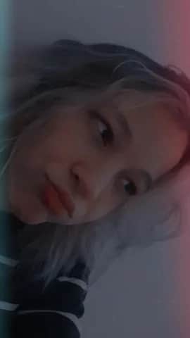 Imagem do serviço jogo lol, valorant, entre outros(gosto mais de valorant ) sim tenho cara de lerdona :(