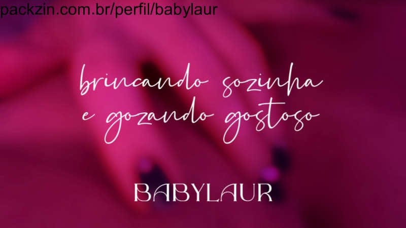 brincando sozinha e gozando gostoso