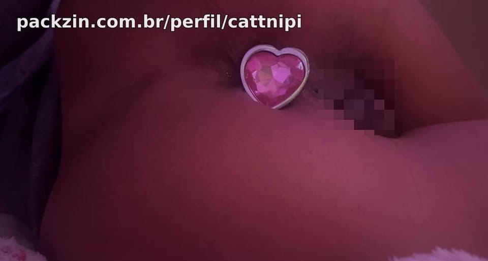 VÍDEO - 15 minutos {anal com plug + 3 orgasmos}