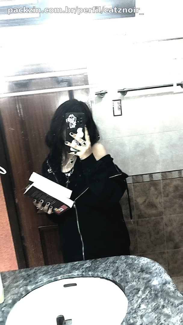 Imagem do serviço Voz fofa da sua webnamorada falando o que você quiser 🐼