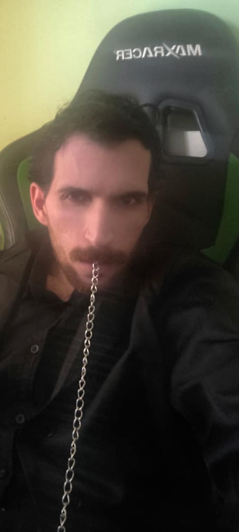 Imagem do serviço Sexting com voz grossa gostosa de um dublador bora fazer você gozar só guiando rs
