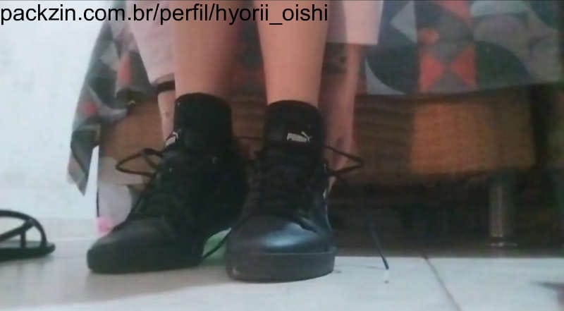 Imagem do pack Tirando meus sapatos após chegar da rua 🥵