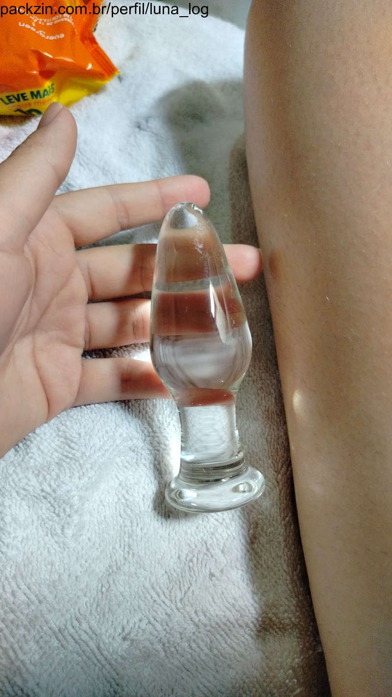 Fodendo meu cuzinho com brinquedinhos