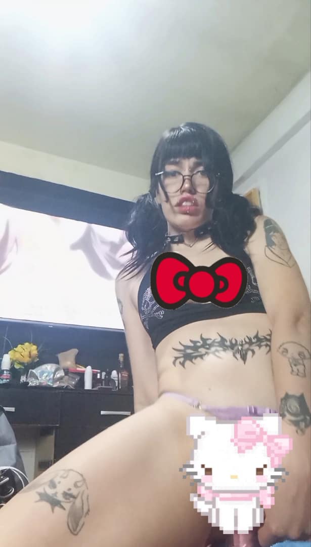 Imagem do pack React de um hentai 😳