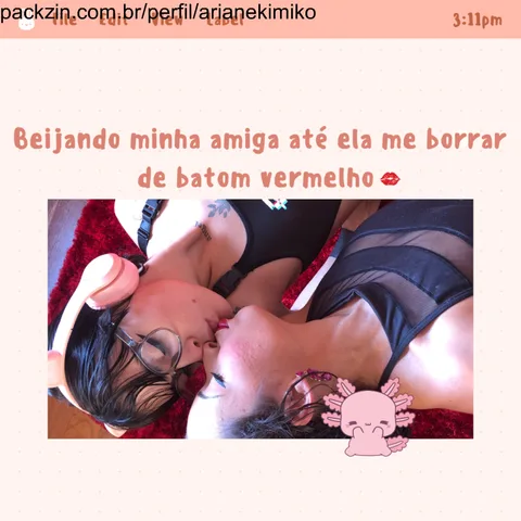 Imagem do pack Beijando minha amiga até ela me borrar de batom vermelho 💋 Ft. Espuleta