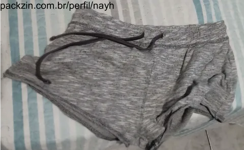 Imagem do pack Short curto e mostrando cintura