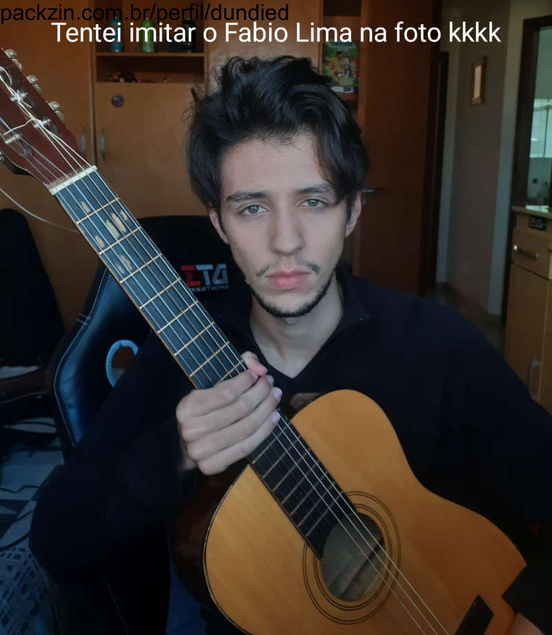 Imagem do serviço TOCO UMA MUSICA NO VIOLÃO OU NA GUITARRA PARA VOCÊ